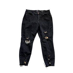 Judy Blue Black Distressed Skinny Jeans